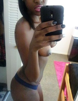black girl selfie