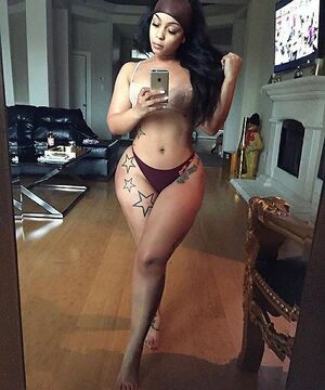 thick black babes